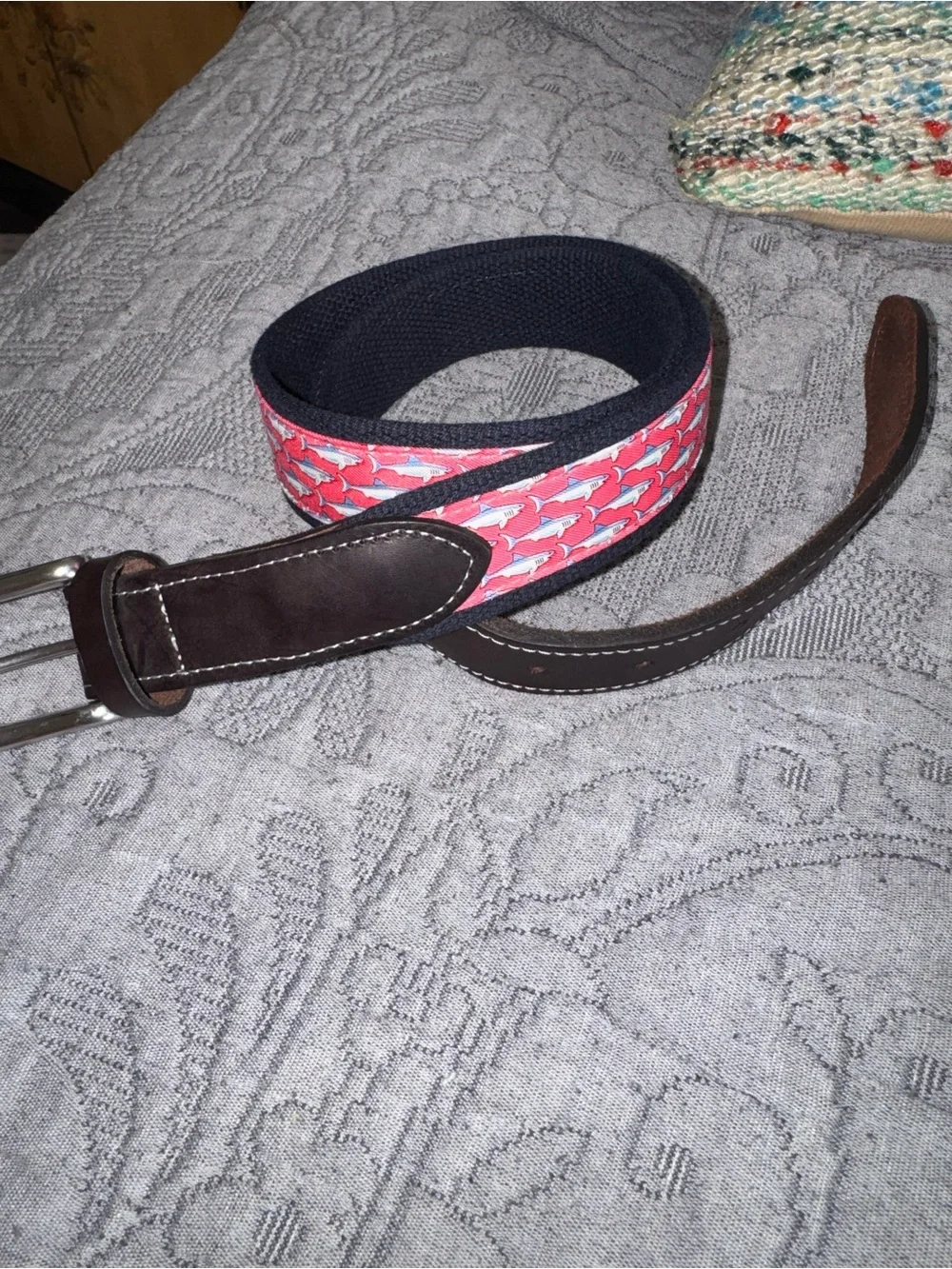Vineyard Vines Great White Shark Fish Pattern  Belt Pink Blue 34 Leather Canvas